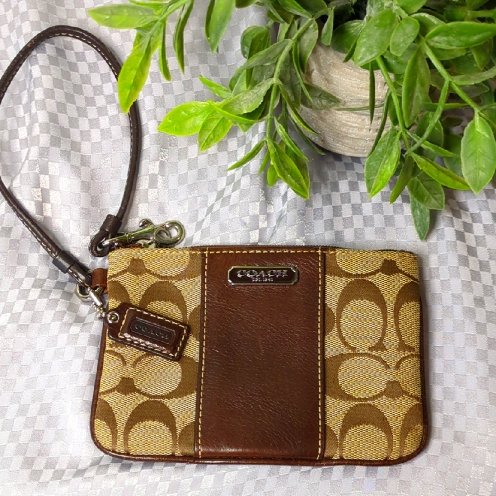 Coach Brown and Tan Wristlet EUC